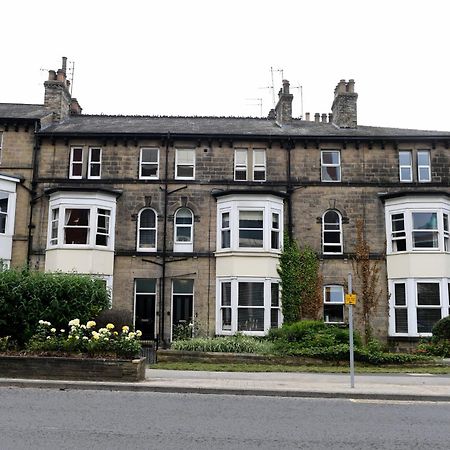 King'S View - Overlooking Hcc -Private Parking Harrogate Bagian luar foto