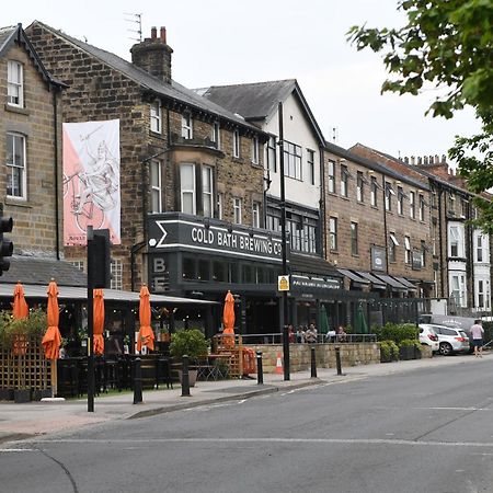 King'S View - Overlooking Hcc -Private Parking Harrogate Bagian luar foto